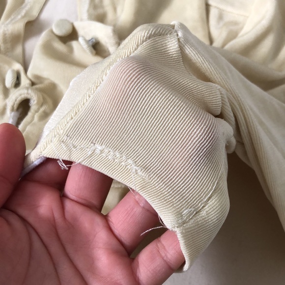 Mirror Palais Yellow Collard Top - Picture 6 of 8